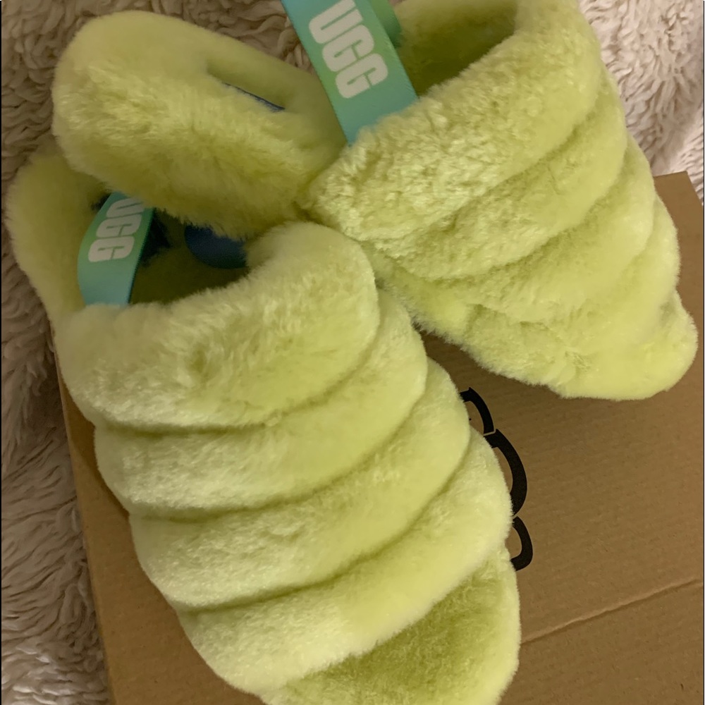 UGG Kids Fluff Yeah Sheepskin Slingback Slides, NWOT
